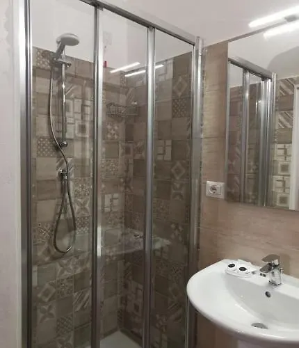 La Casa In Piazza 招待所 古比奥