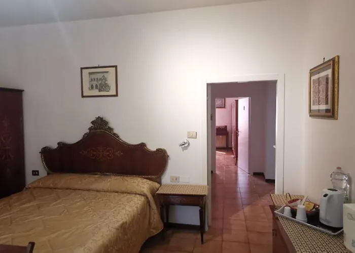 招待所 La Casa In Piazza 古比奥