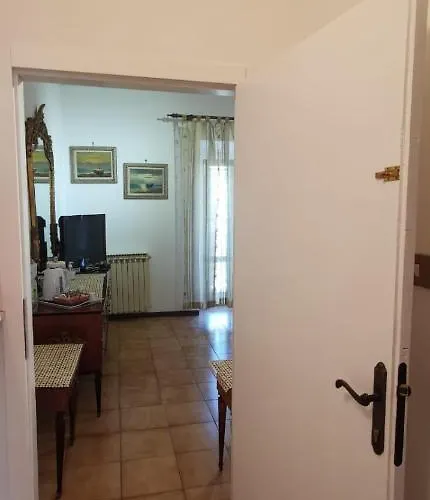 招待所 La Casa In Piazza 古比奥