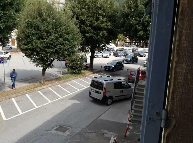 La Casa In Piazza 招待所 3*